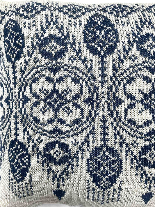 Kristina Stickad Linnekudde Marinblå & Natur